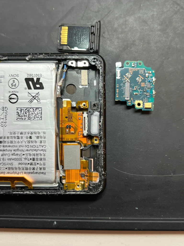 Xperia5IVサブ基板交換
