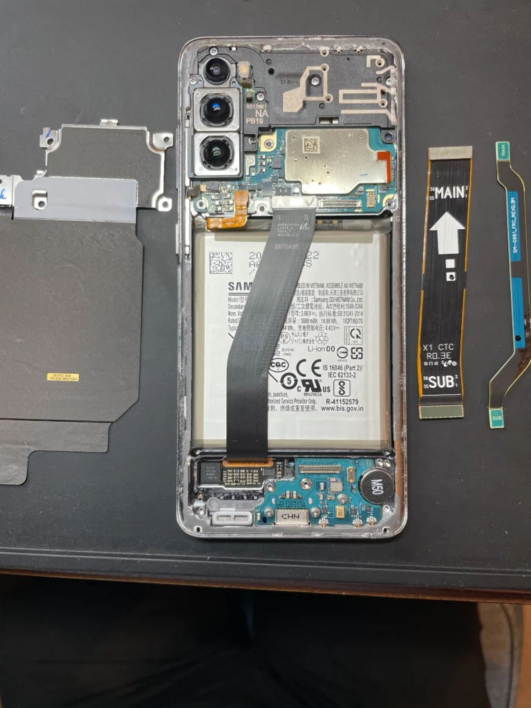 Galaxy S20背面取り外し