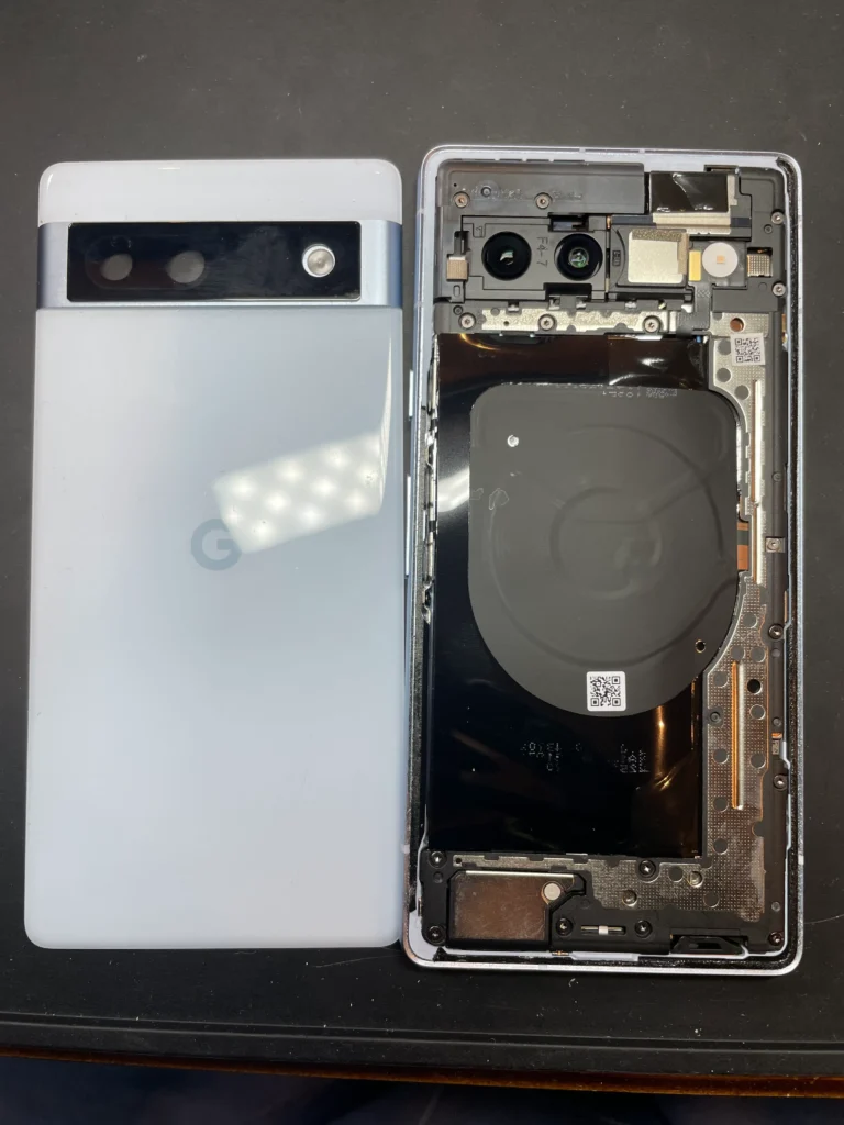 Google Pixcel7a背面パネル取り外し
