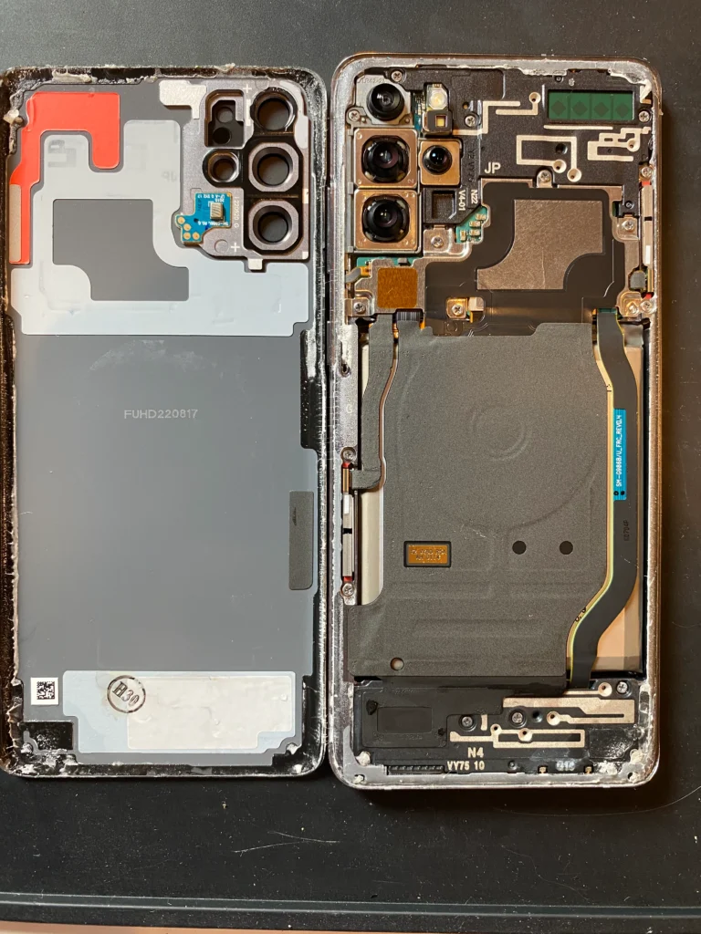 Galaxy S20Plus背面パネル取り外し