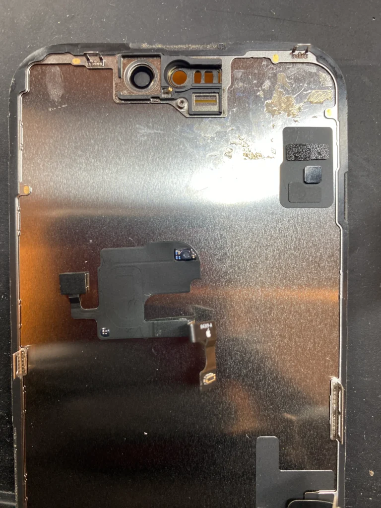 iPhone15センサー取り外し
