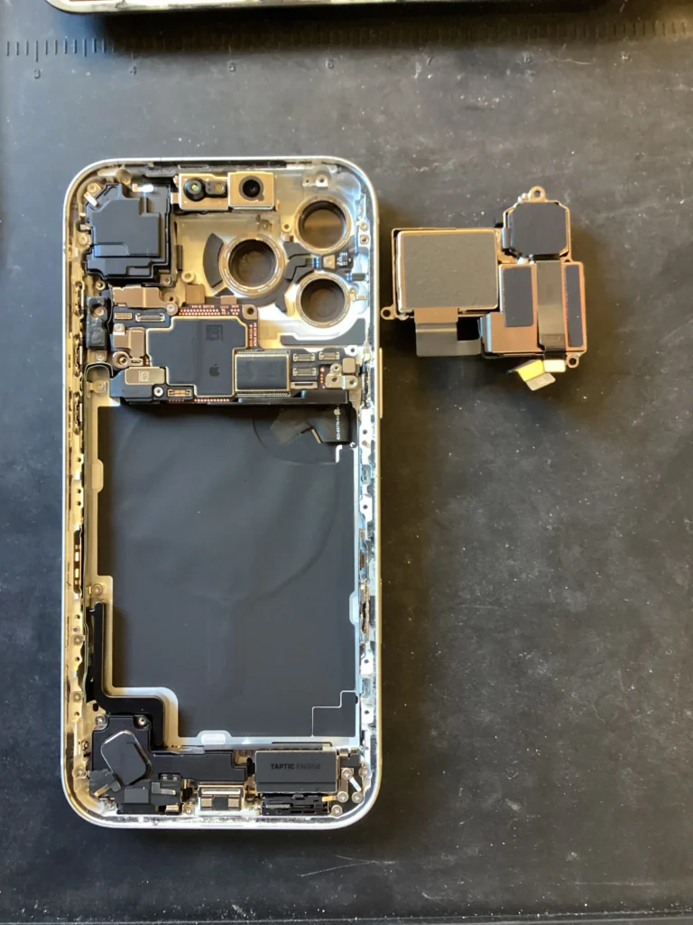 iPhone17ProMAXカメラ取り外し